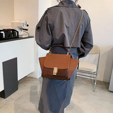 Load image into Gallery viewer, TBD06041537_B9.jpg@1df1f3f6525338dcd1bfa6ba044488a1