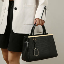 Load image into Gallery viewer, TBD06042015_B8.jpg@a4e8e4c5edaf99537e81b88730c3cab6
