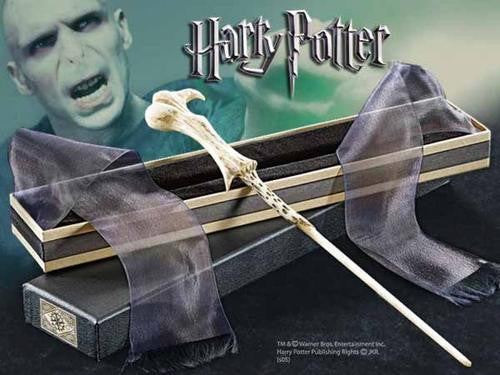 Harry Potter - Lord Voldemort's Wand in Ollivanders Box